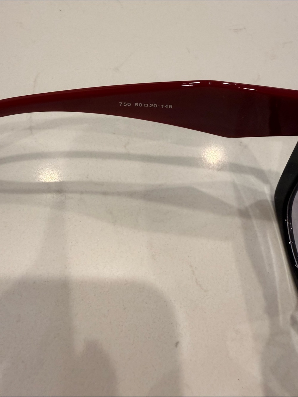 NWT Designer Inspired Oversized Sunglasses - Picture 5 of 6